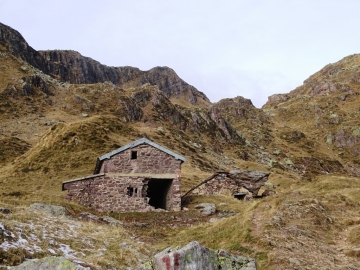 06 2015-29-11 laghi Gemelli Alpe corte Camilla 002