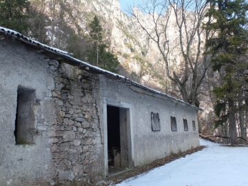 12 2012-03--07 passo Puria e Tignalga camosci 028