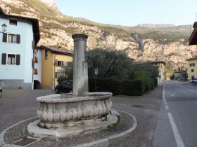 2018-04-22 sentiero degli Scaloni Dro Ceniga (102)